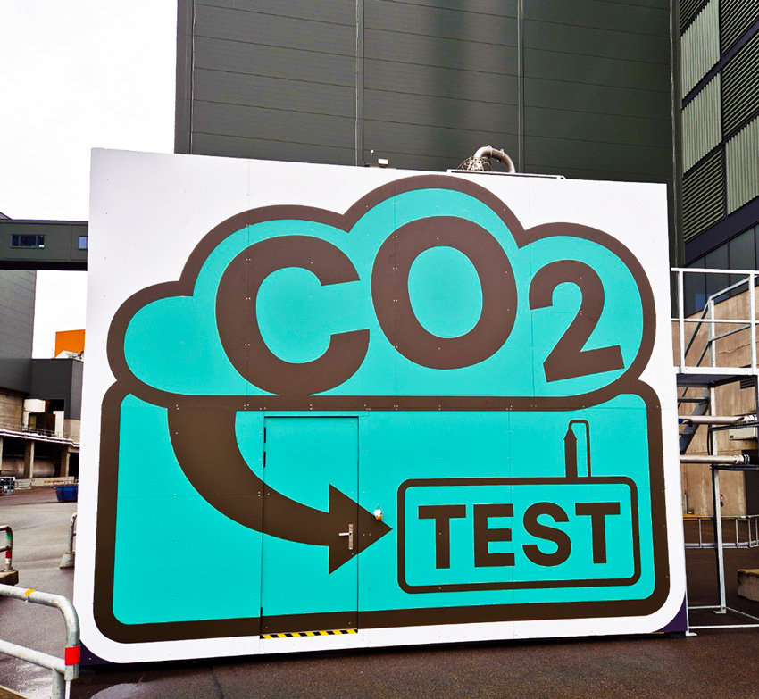G Dev CO2 container sign